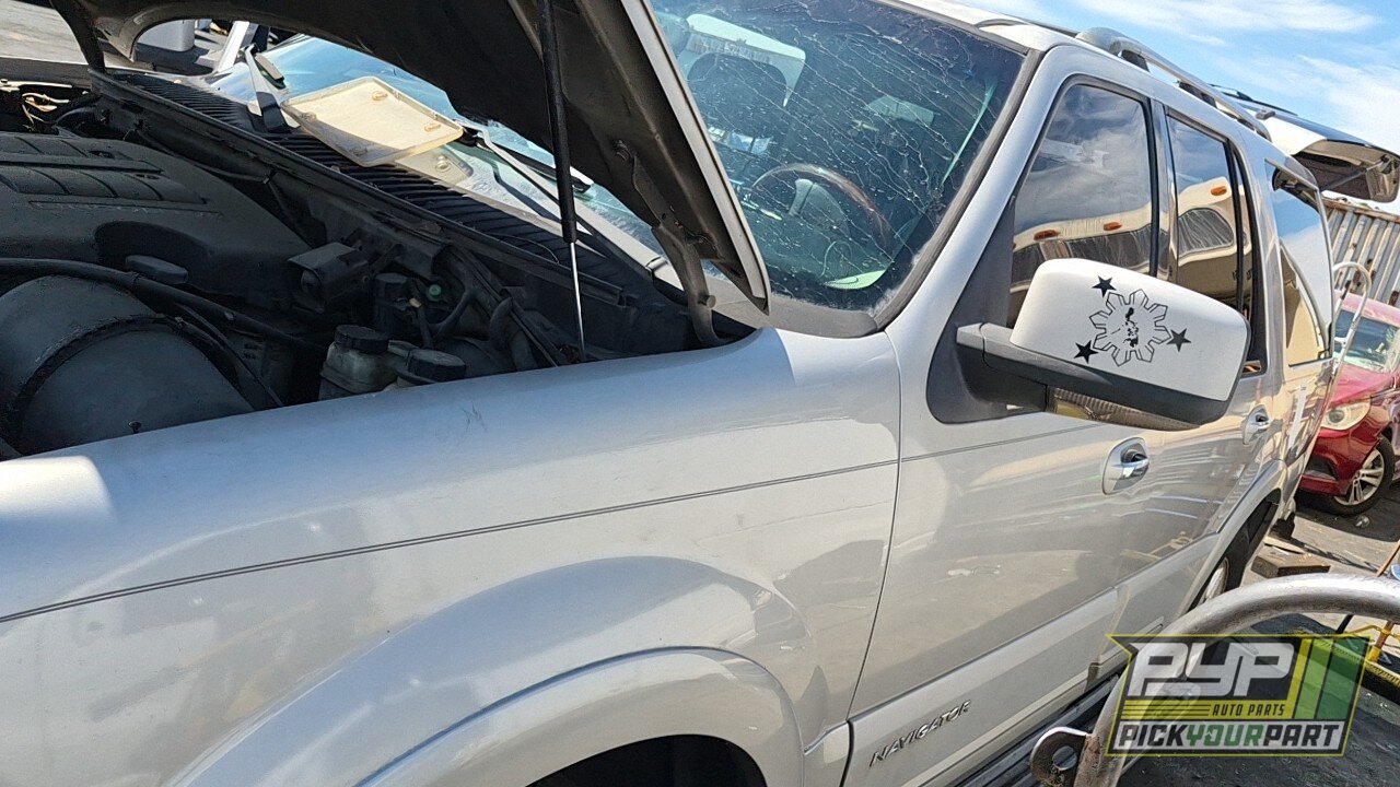 Photo of 2003 Lincoln Navigator