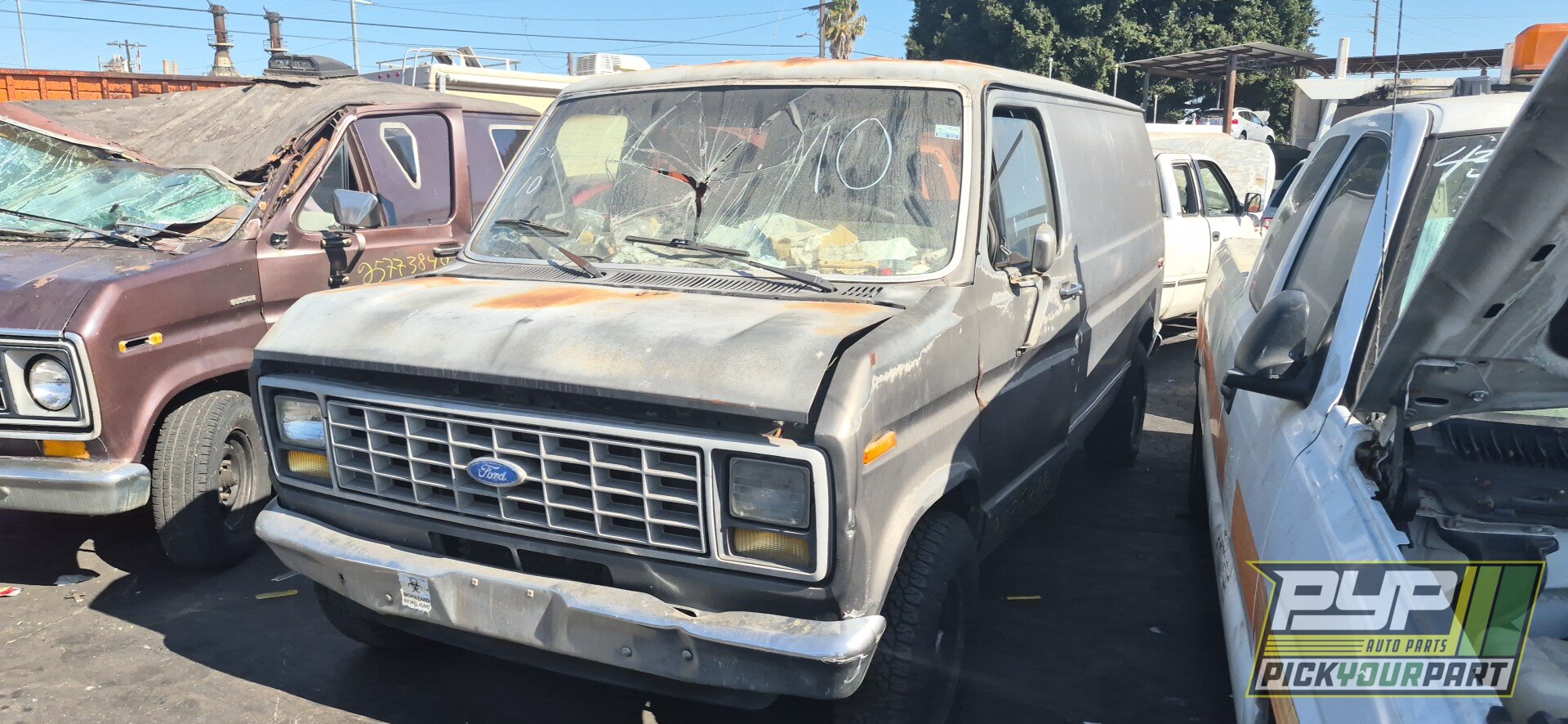 Photo of 1991 Ford E-150 Econoline