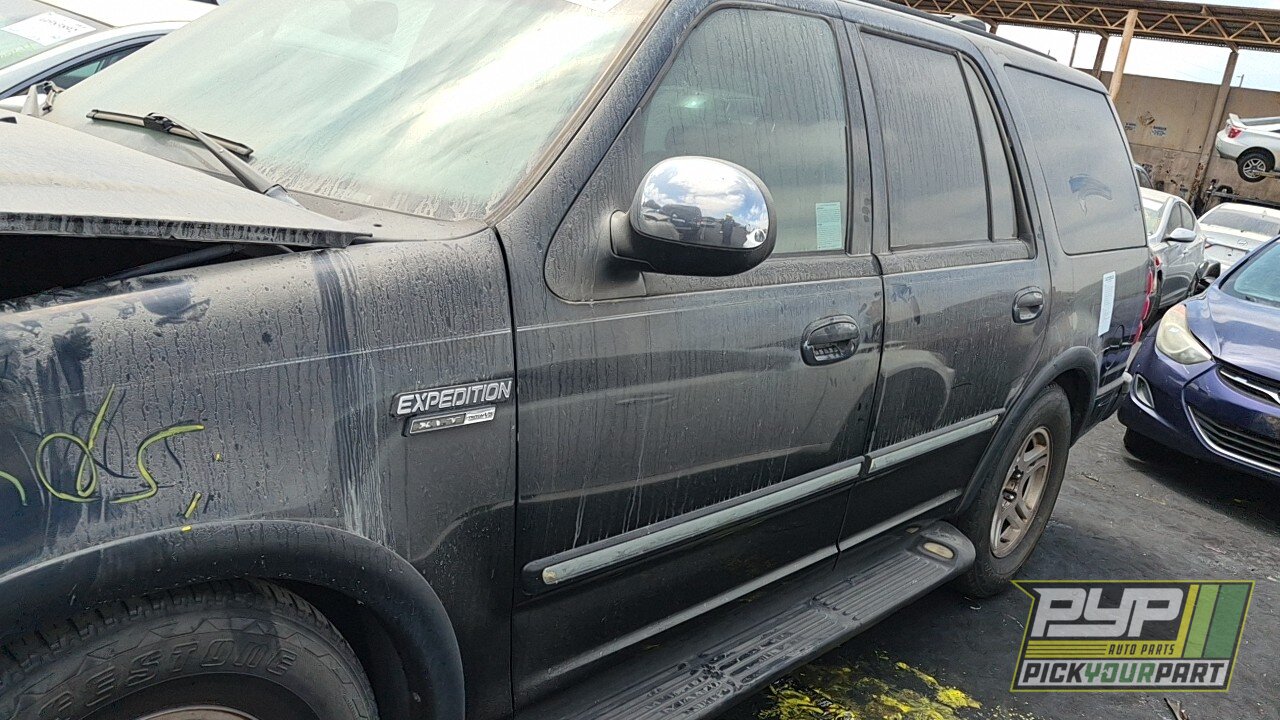Photo of 2002 Ford Expedition