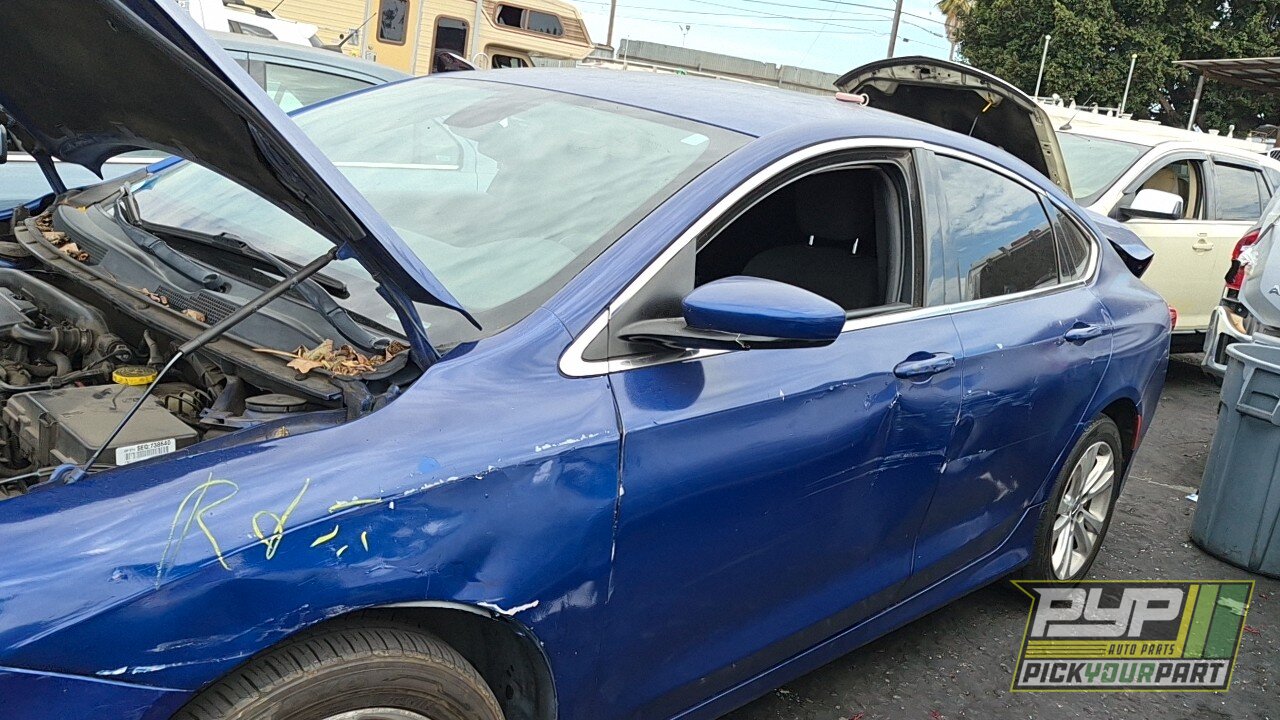 Photo of 2015 Chrysler 200