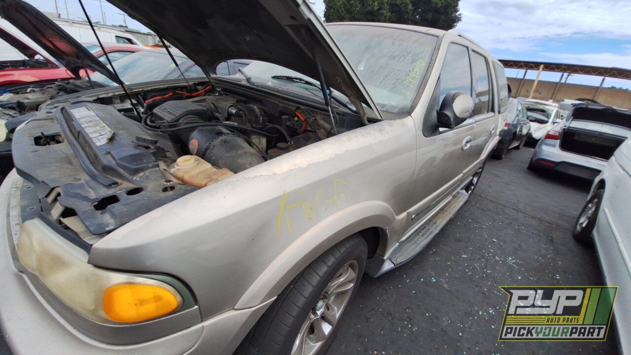 Photo of 2001 Lincoln Navigator
