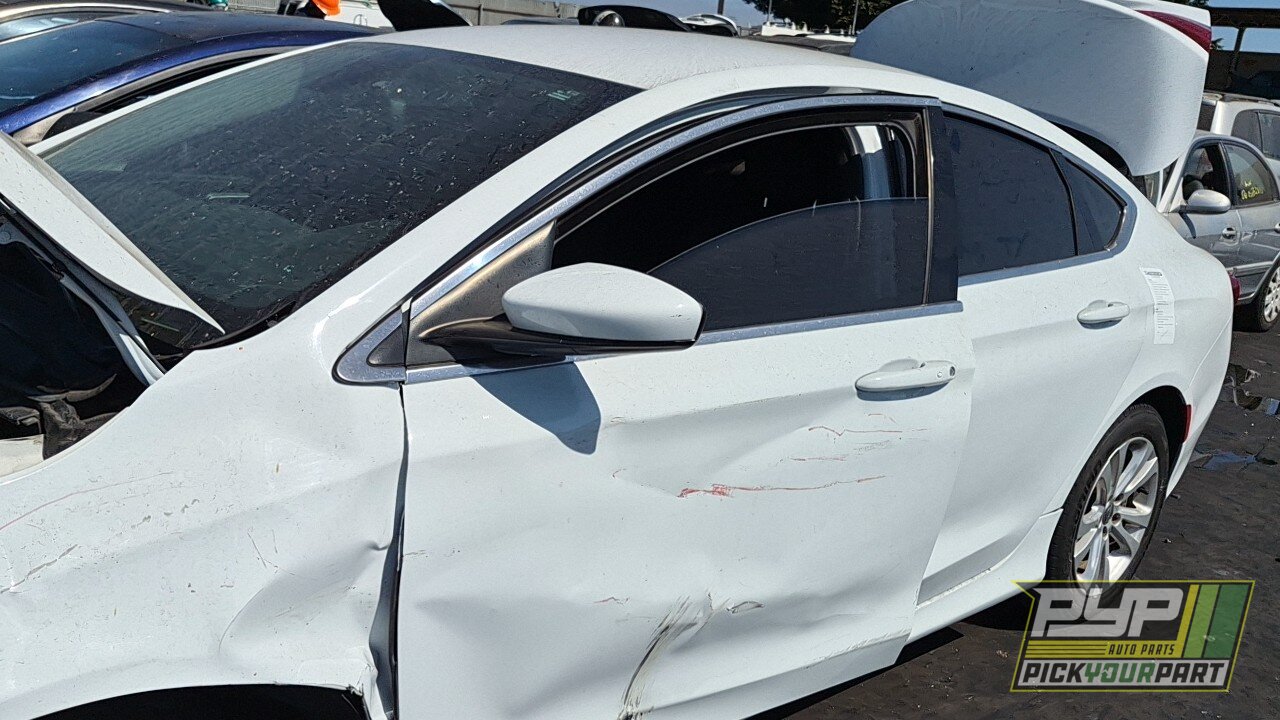 Photo of 2015 Chrysler 200