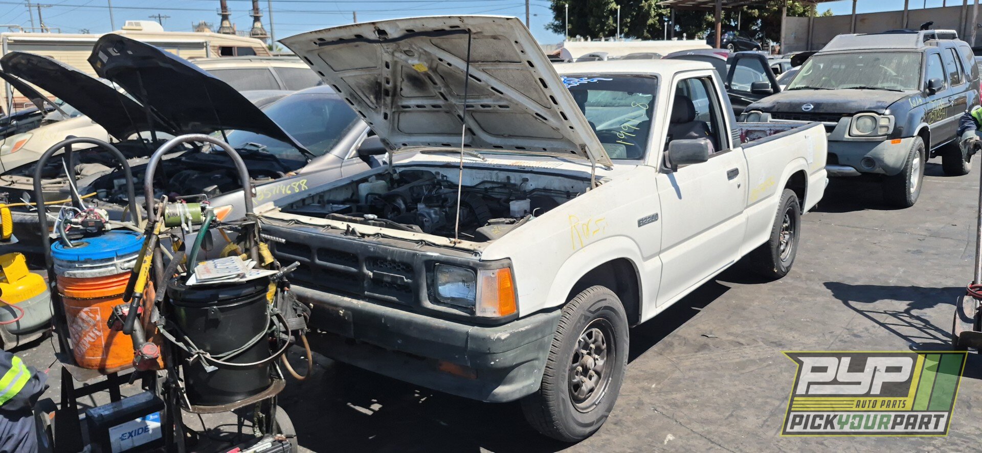 Photo of 1990 Mazda B2200