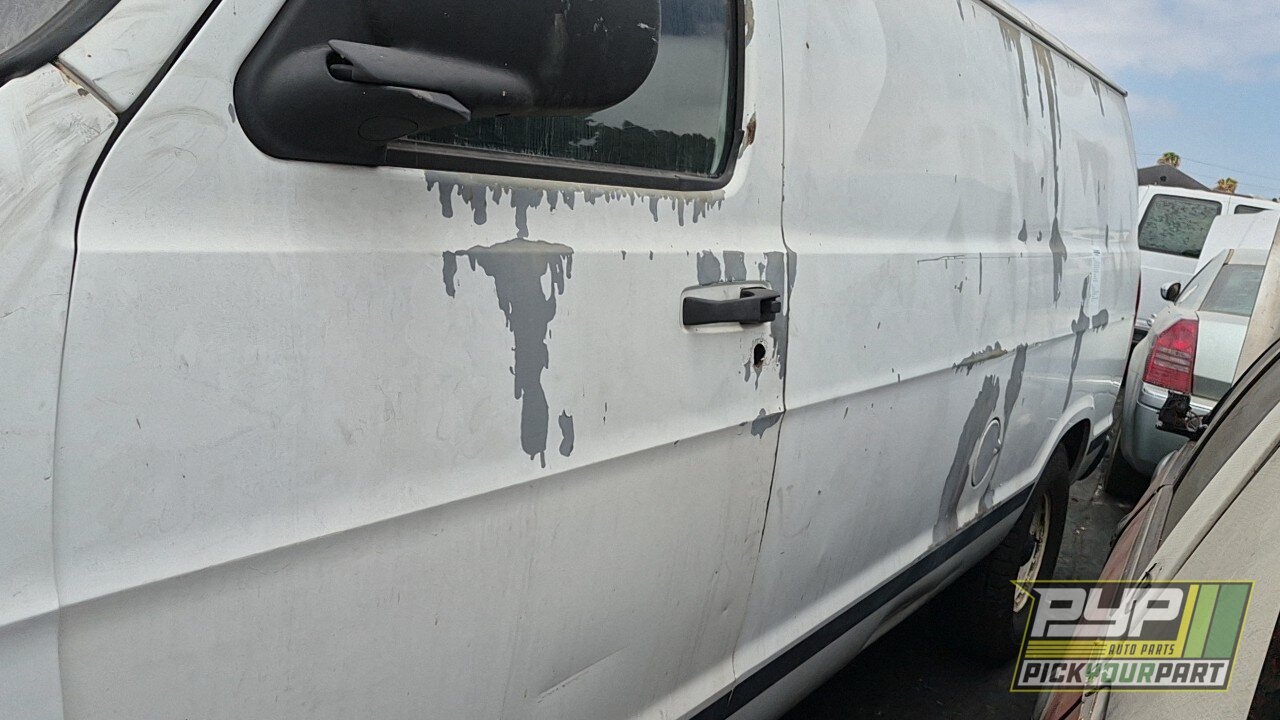 Photo of 2001 Dodge Ram 1500 Van