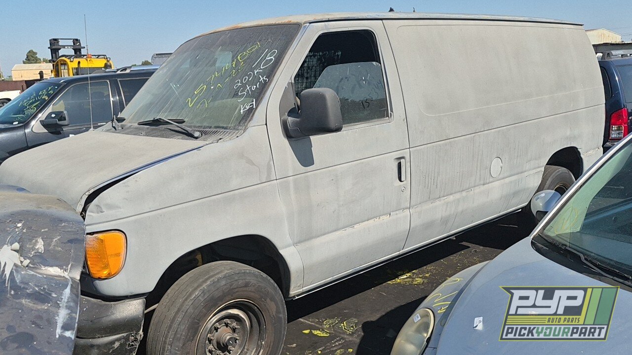 Photo of 2005 Ford E-250