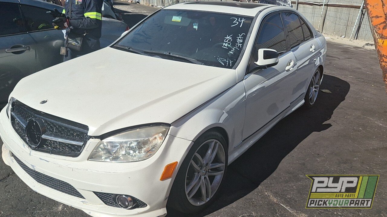 Photo of 2009 Mercedes-Benz C300