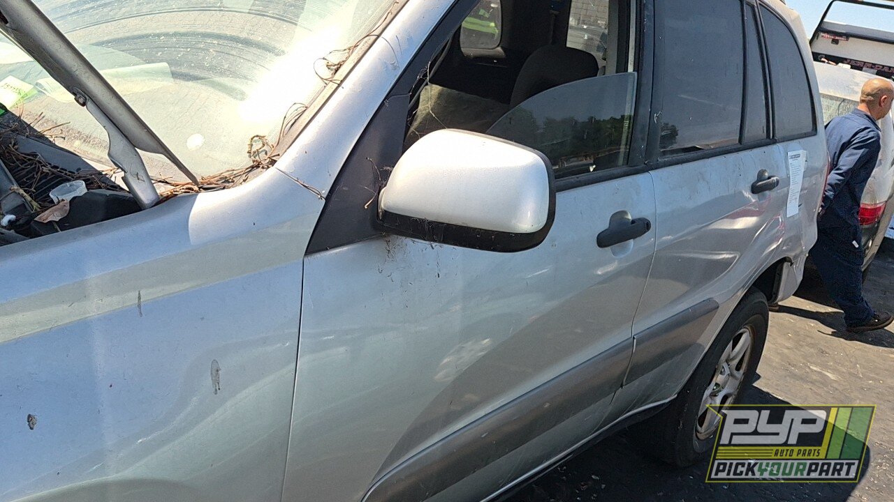 Photo of 2004 Toyota Rav4