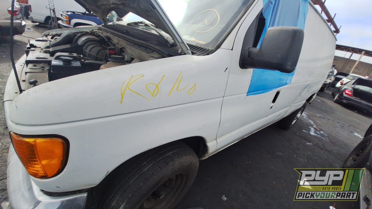 Photo of 2005 Ford E-250