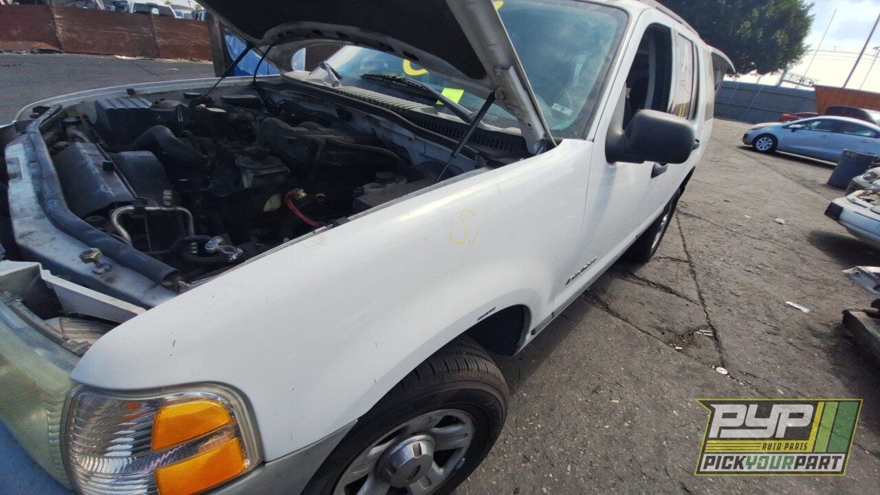 Photo of 2004 Ford Explorer