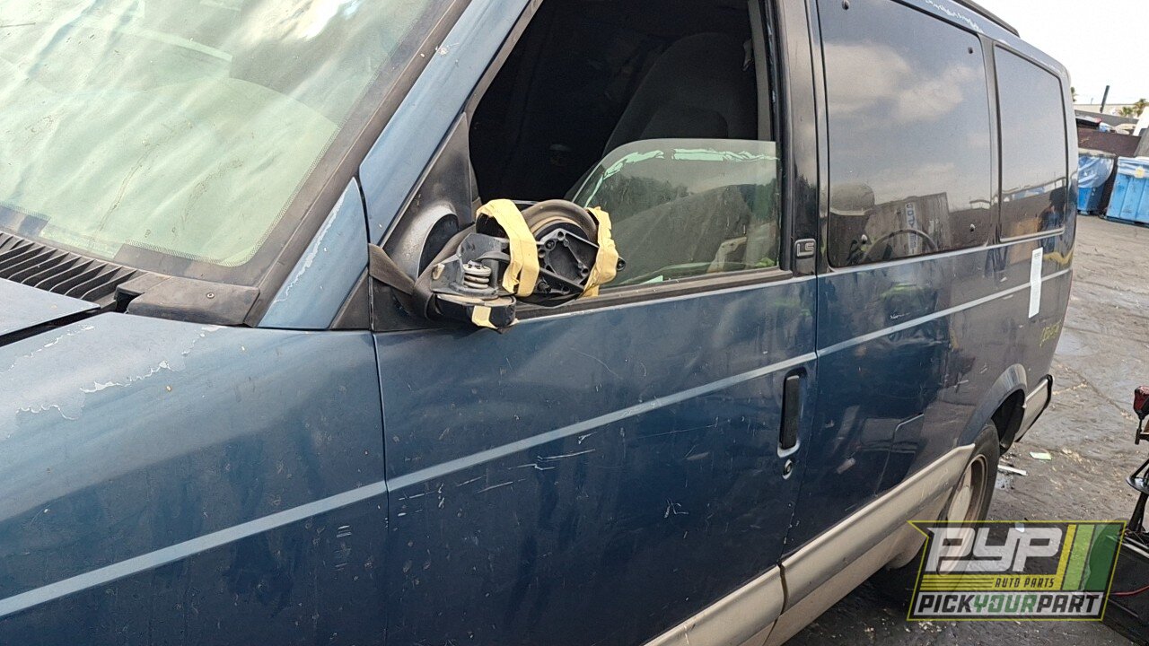 Photo of 2001 Chevrolet Astro