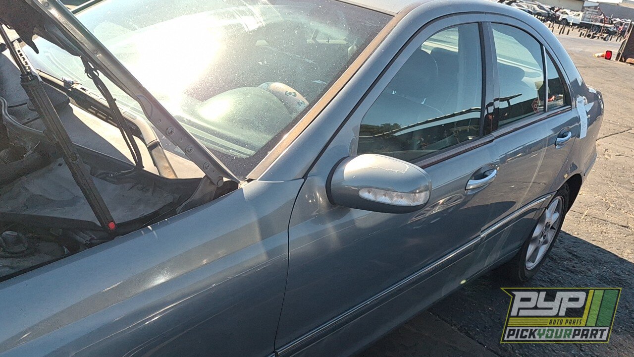 Photo of 2004 Mercedes-Benz C240