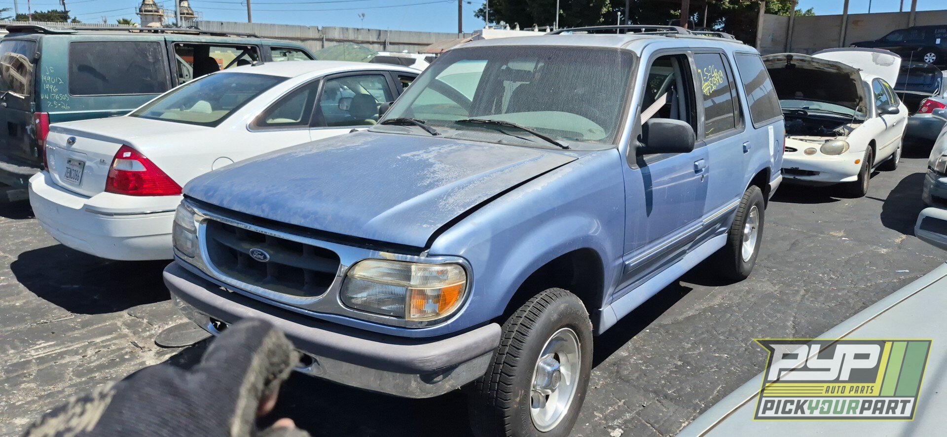Photo of 1997 Ford Explorer