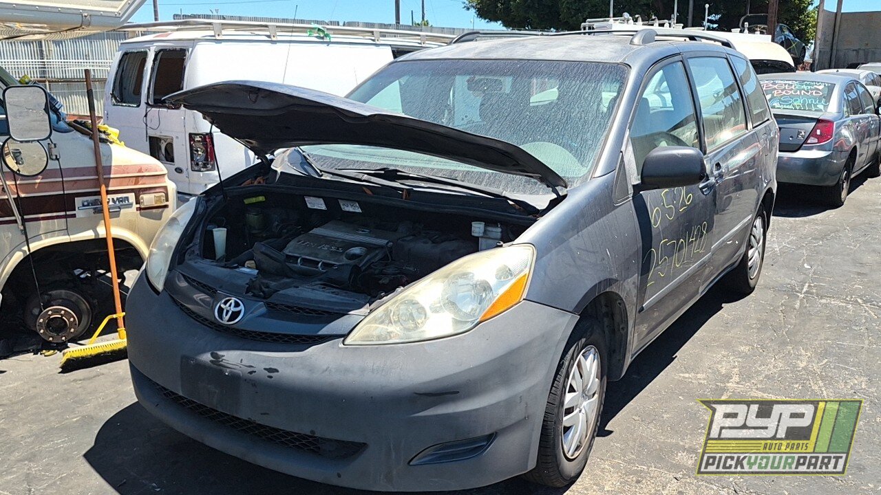 Photo of 2006 Toyota Sienna