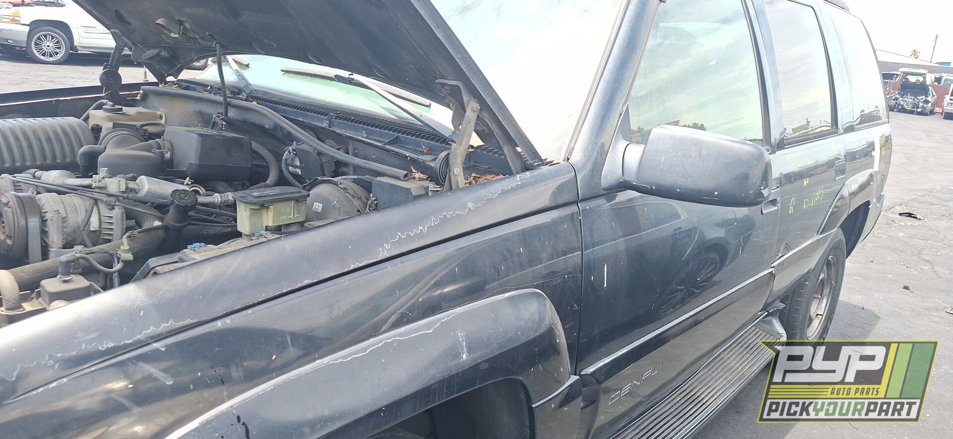 Photo of 1999 Gmc Yukon