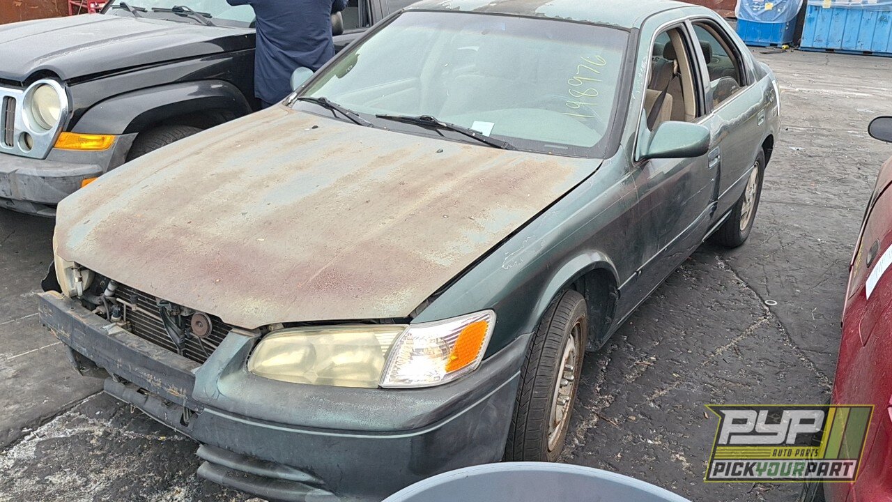 Photo of 2000 Toyota Camry