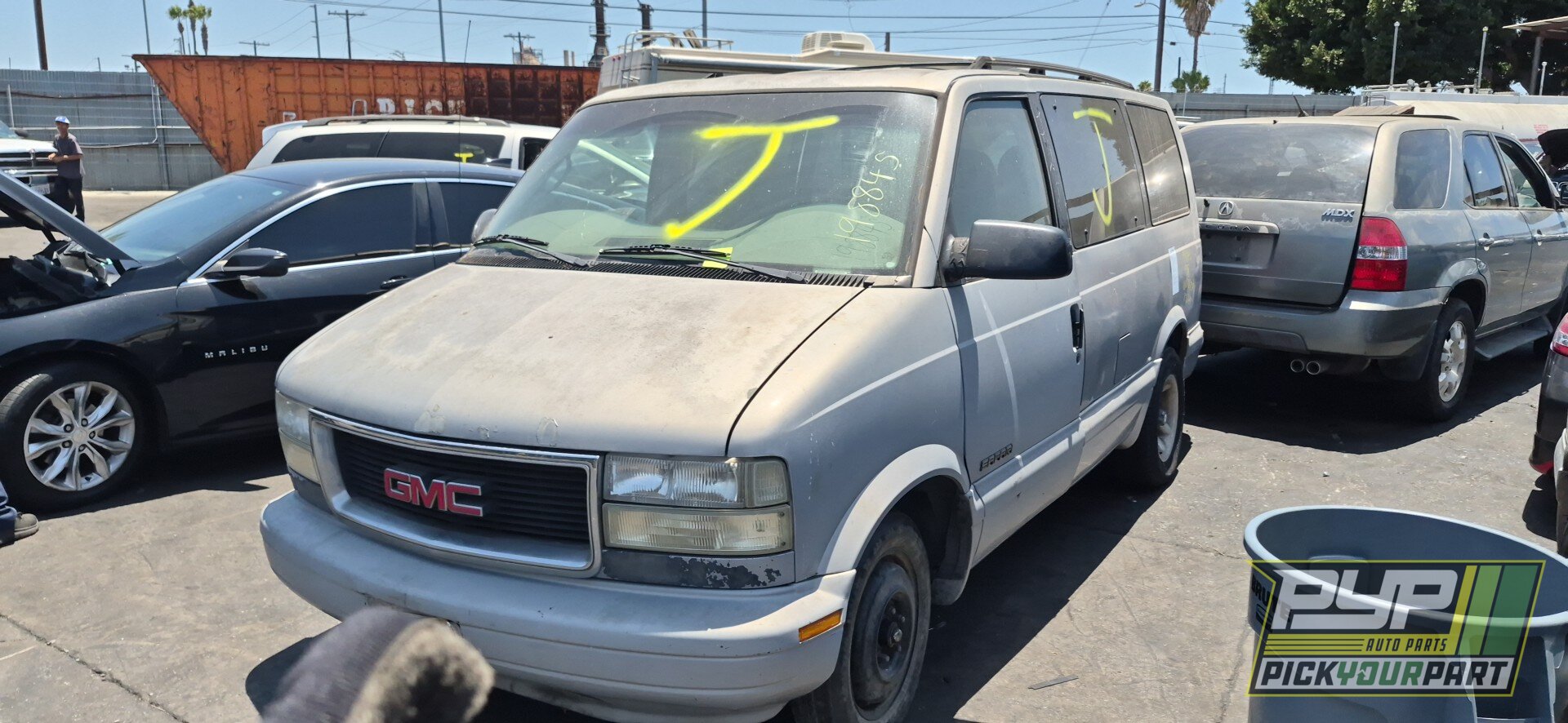 Photo of 1998 Gmc Safari