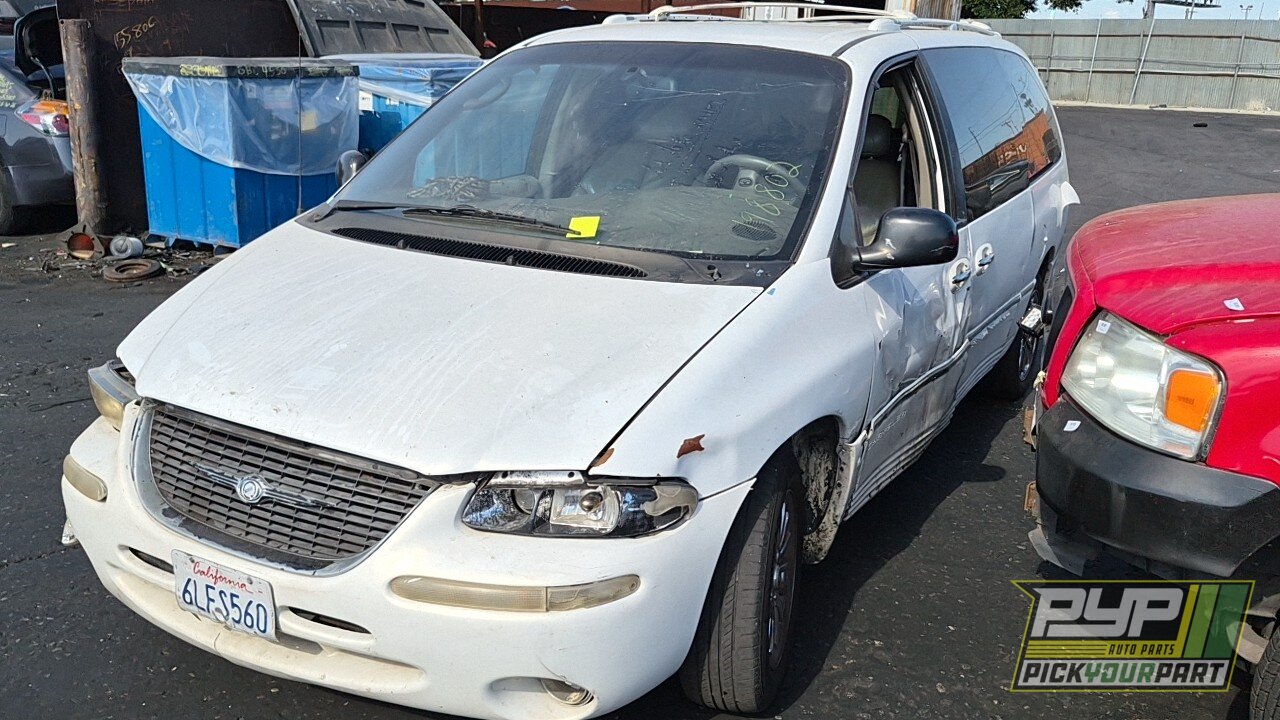 Photo of 2000 Chrysler Town & Country