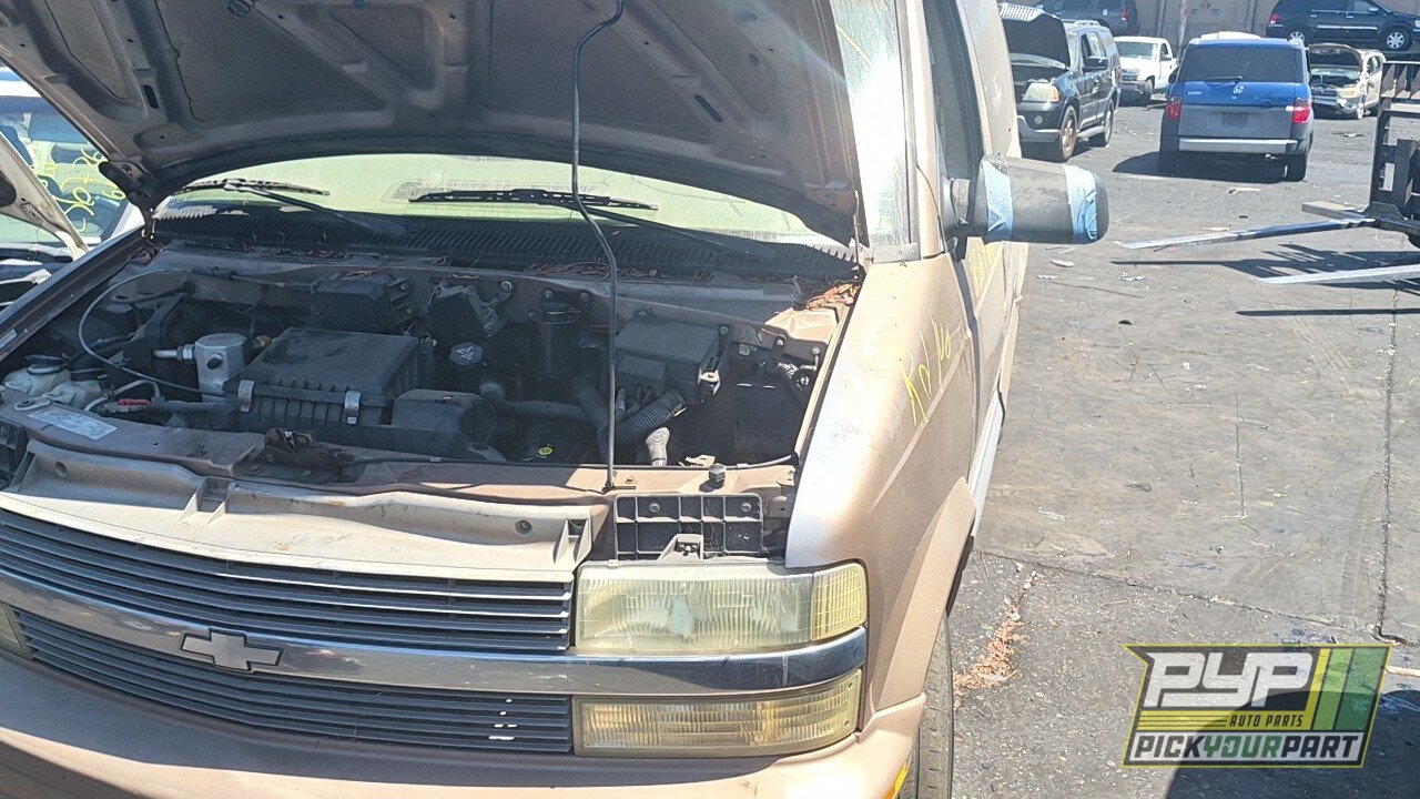 Photo of 2004 Chevrolet Astro