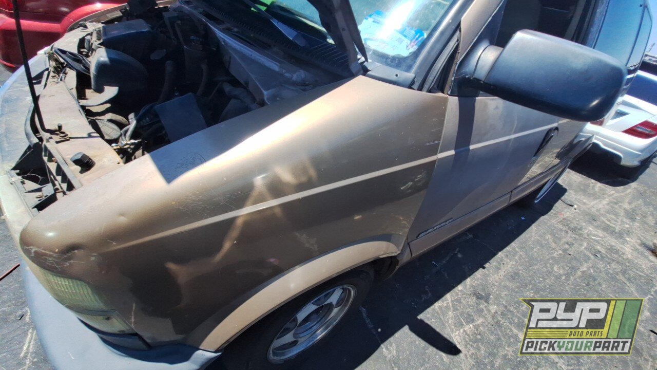 Photo of 2000 Gmc Safari