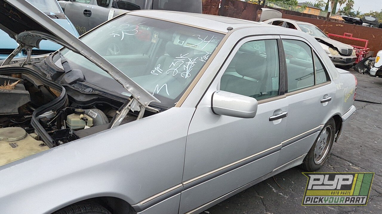 Photo of 2000 Mercedes-Benz C280