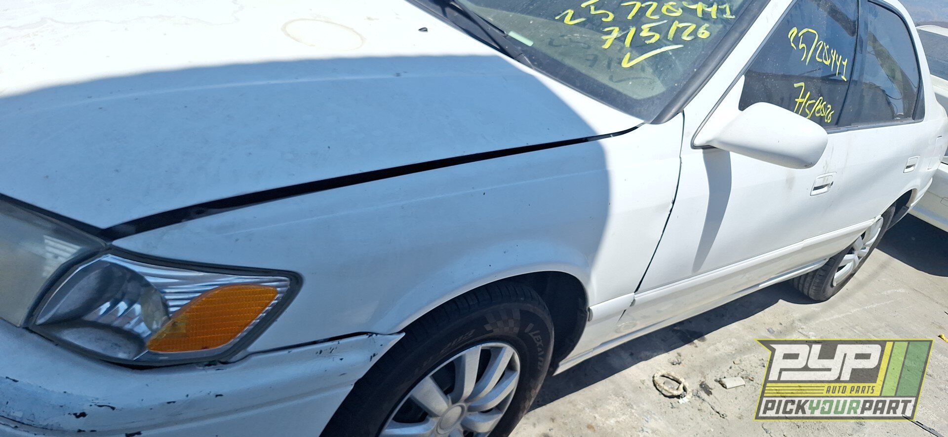 Photo of 2000 Toyota Camry