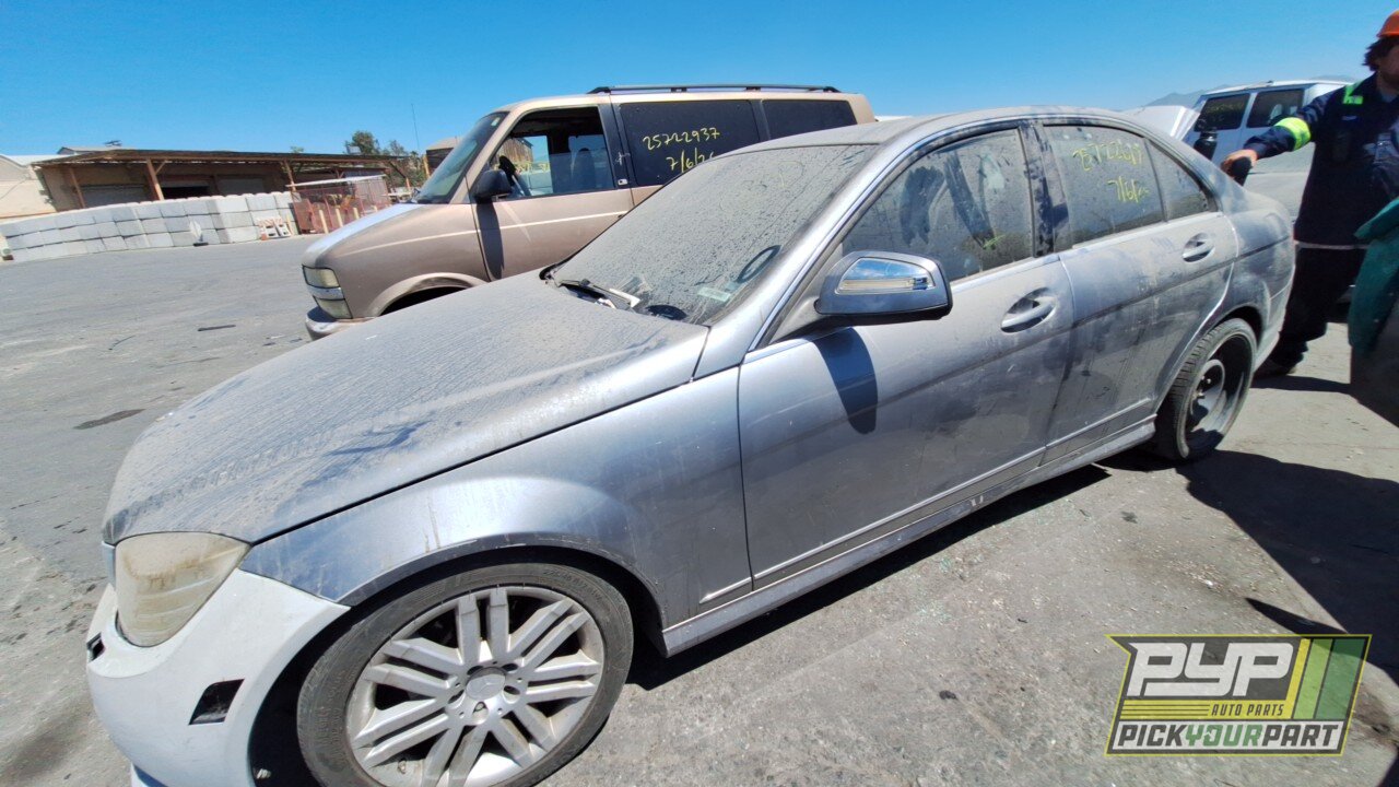Photo of 2009 Mercedes-Benz C300