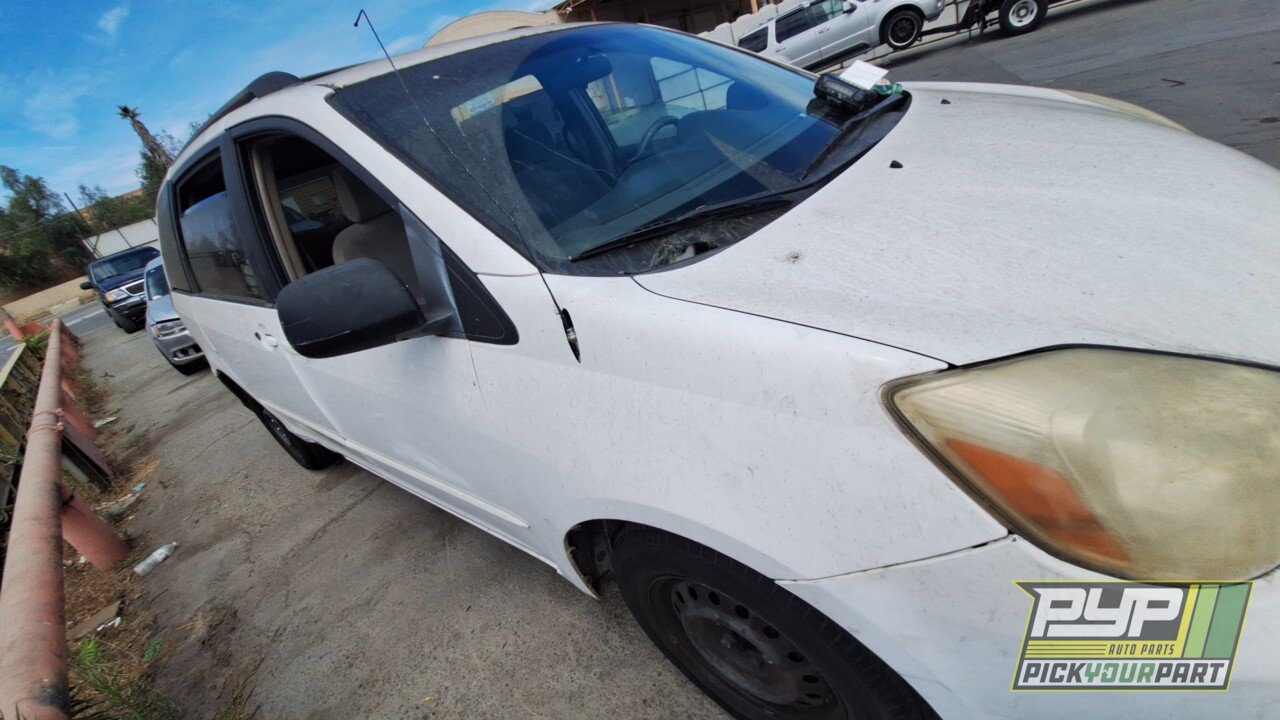 Photo of 2005 Toyota Sienna