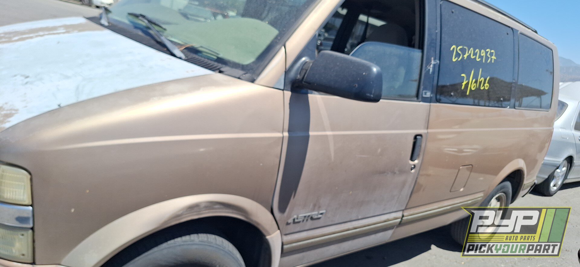 Photo of 1996 Chevrolet Astro