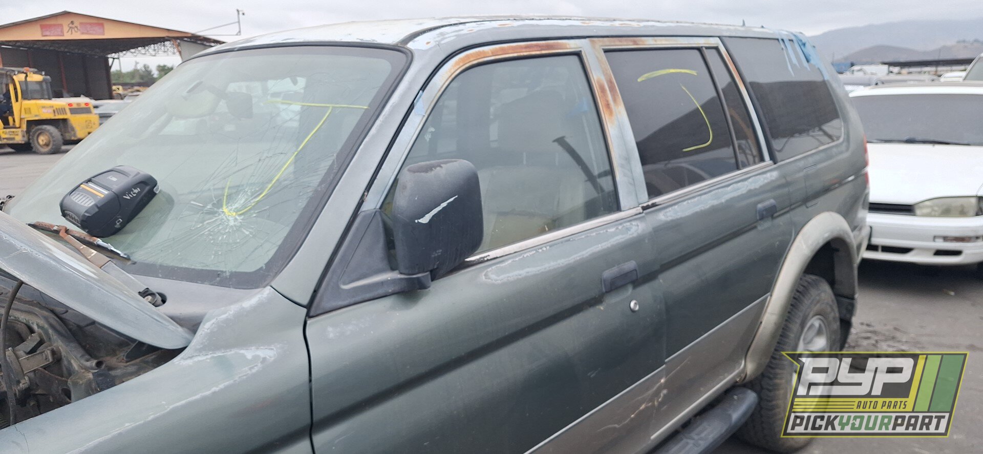 Photo of 1997 Mitsubishi Montero Sport
