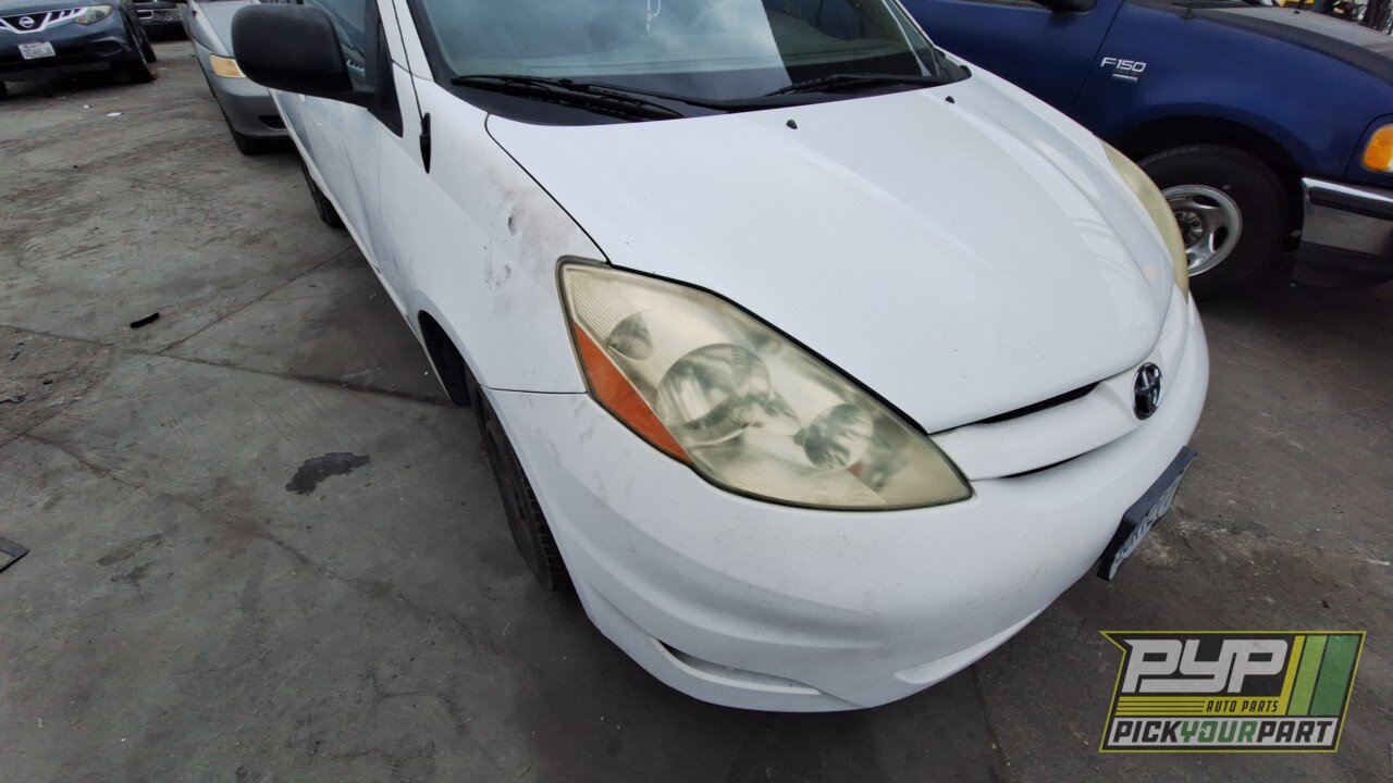 Photo of 2006 Toyota Sienna