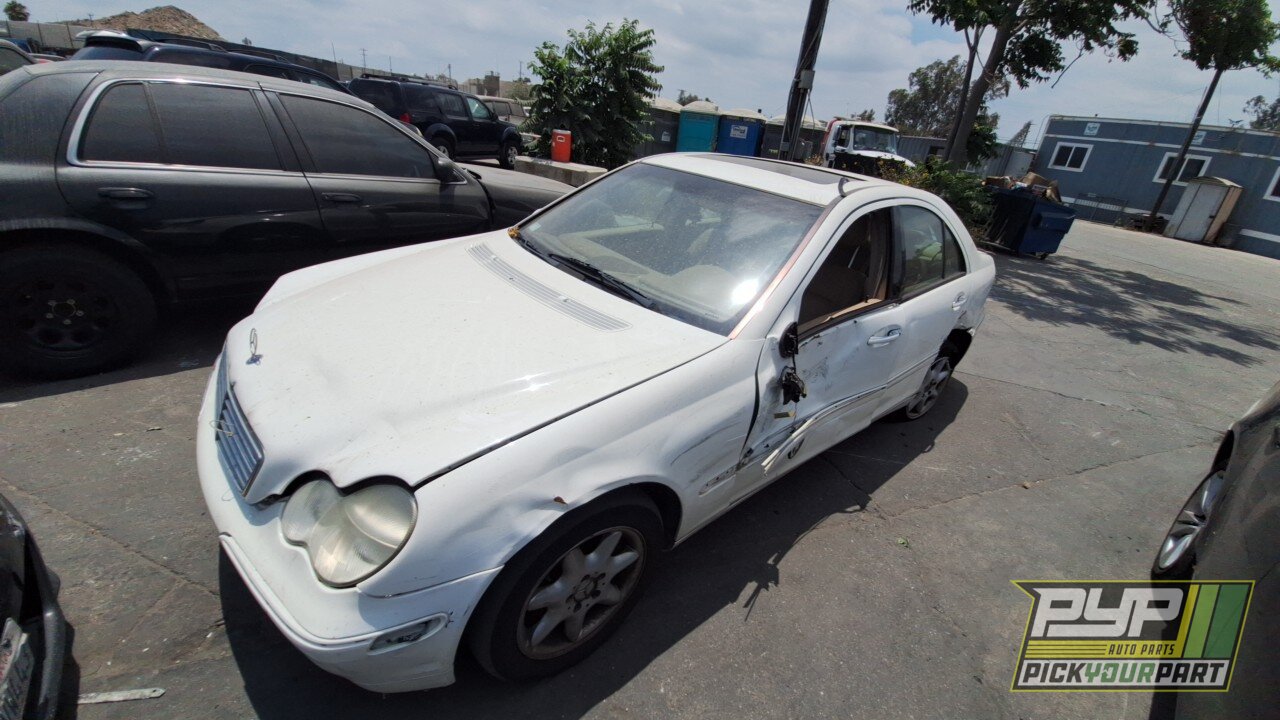 Photo of 2003 Mercedes-Benz C320