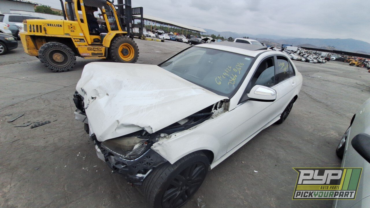 Photo of 2009 Mercedes-Benz C300