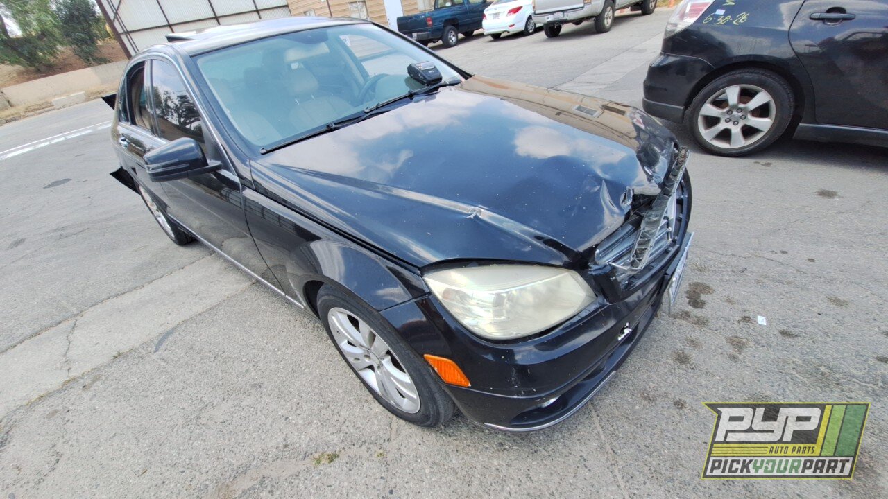 Photo of 2010 Mercedes-Benz C300