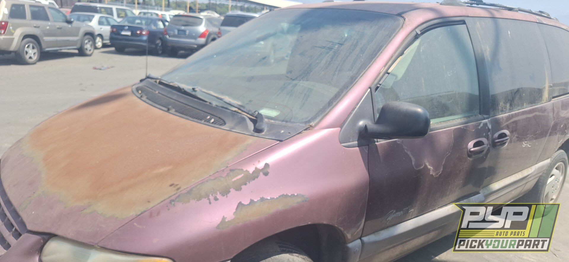 Photo of 1999 Plymouth Grand Voyager