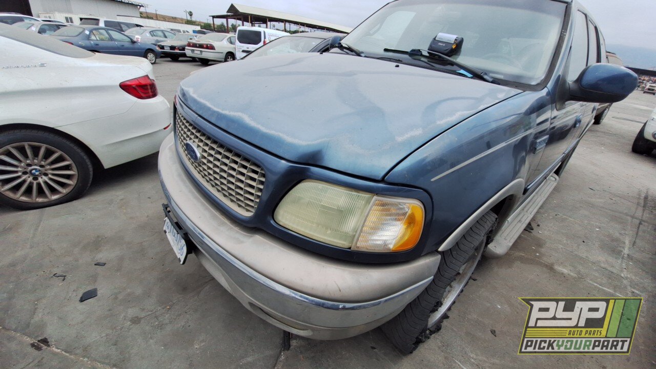 Photo of 2002 Ford Expedition