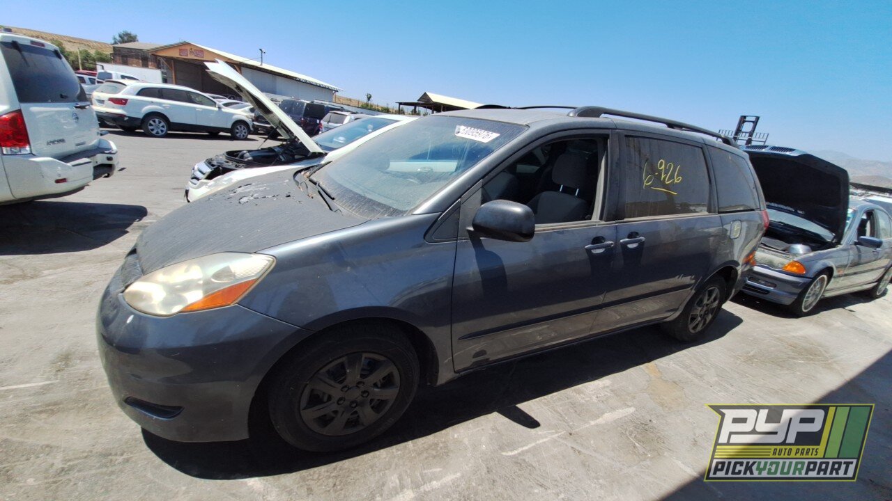 Photo of 2009 Toyota Sienna