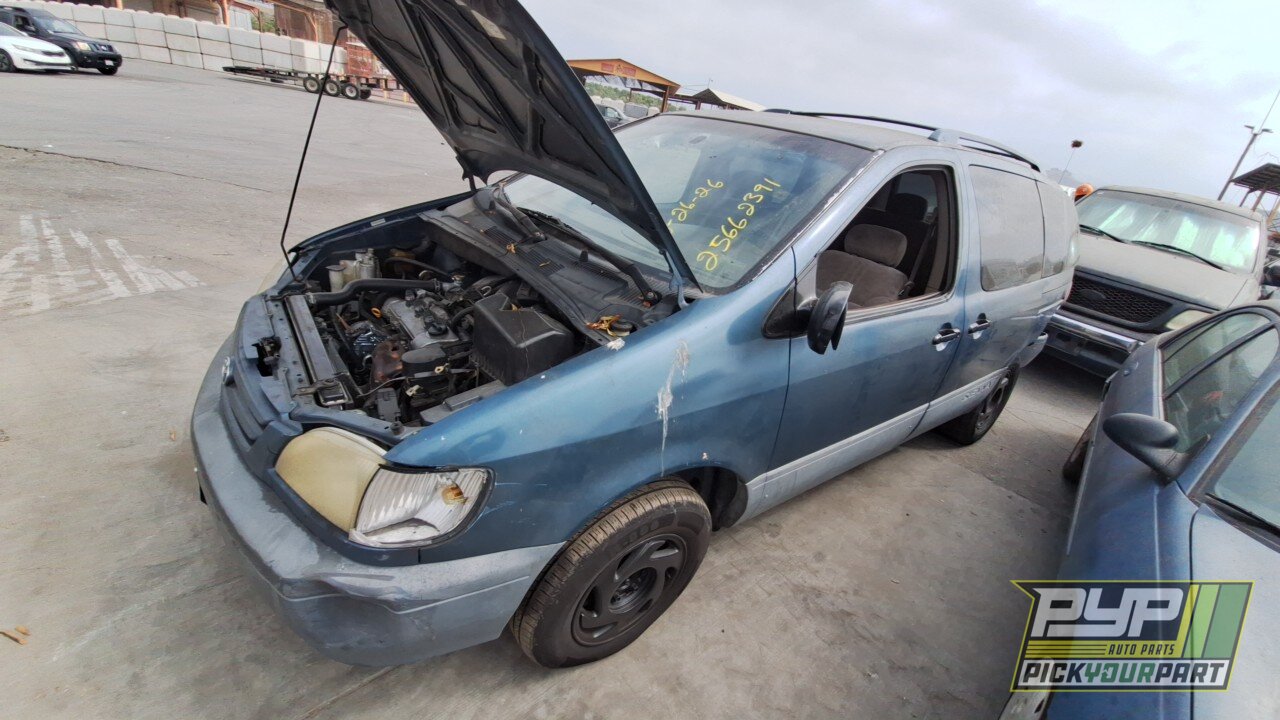 Photo of 2001 Toyota Sienna