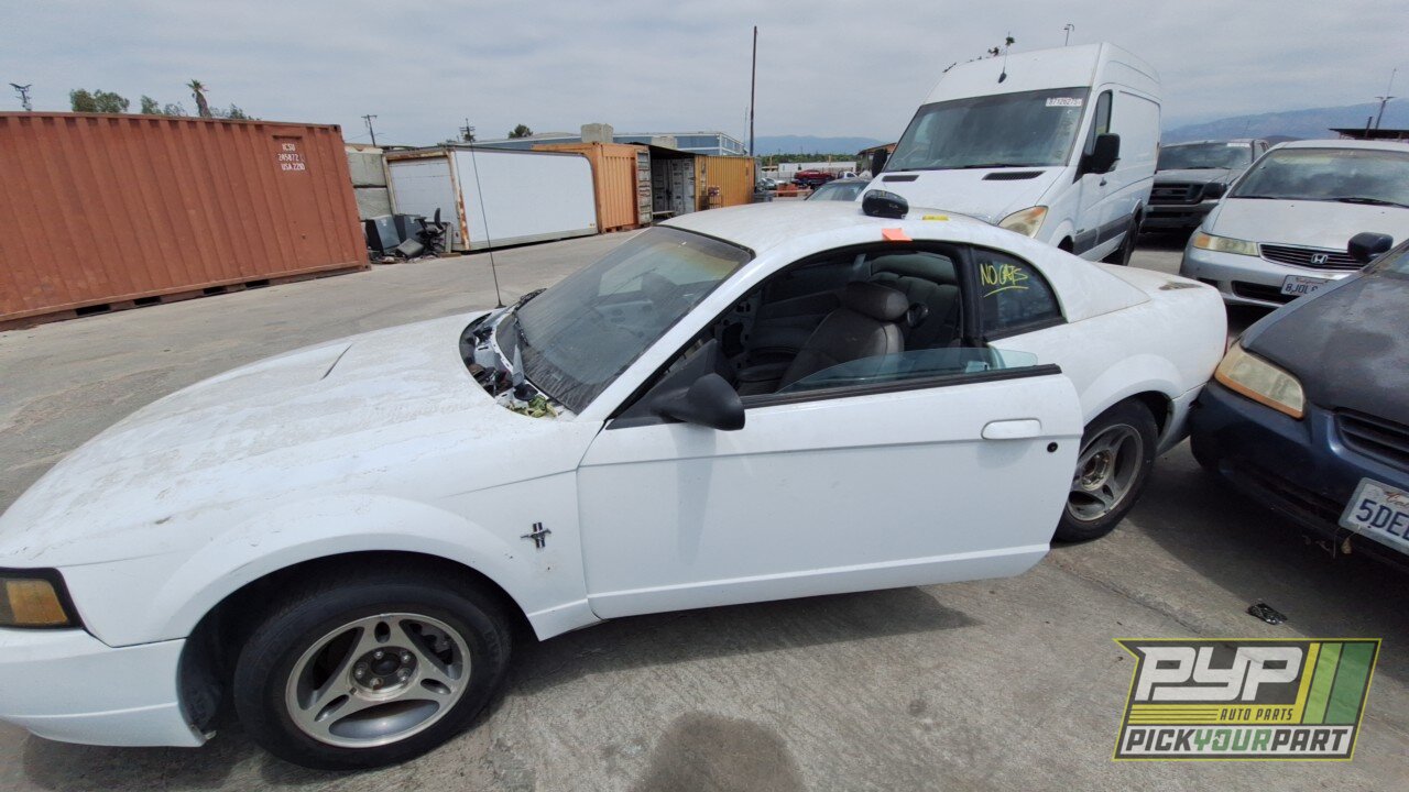 Photo of 2000 Ford Mustang