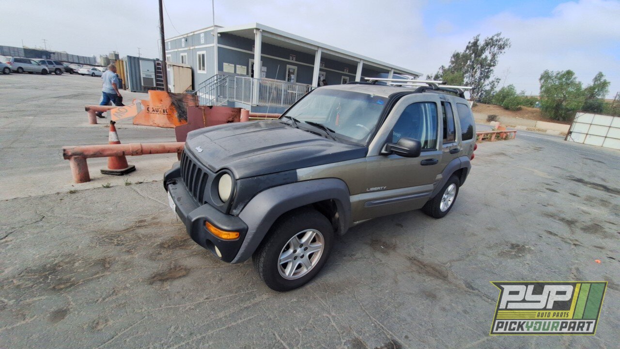 Photo of 2004 Jeep Liberty