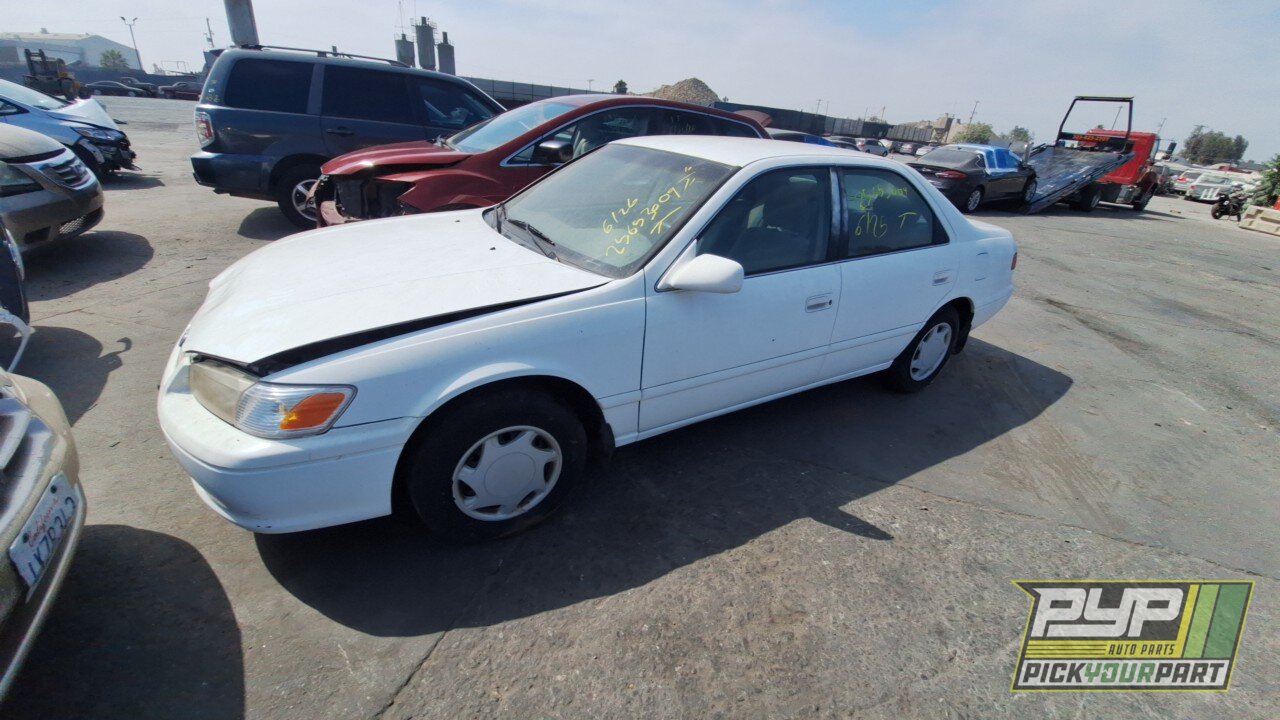Photo of 2000 Toyota Camry