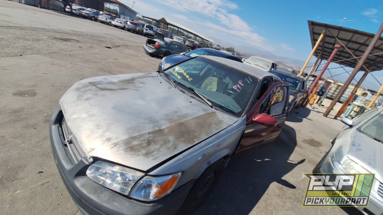 Photo of 2000 Toyota Camry