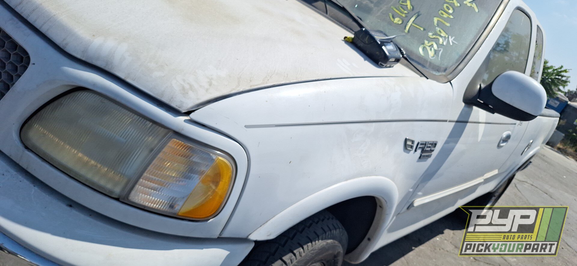 Photo of 1999 Ford F-150
