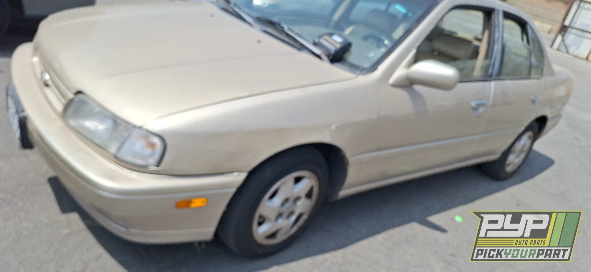 Photo of 1996 Infiniti G20