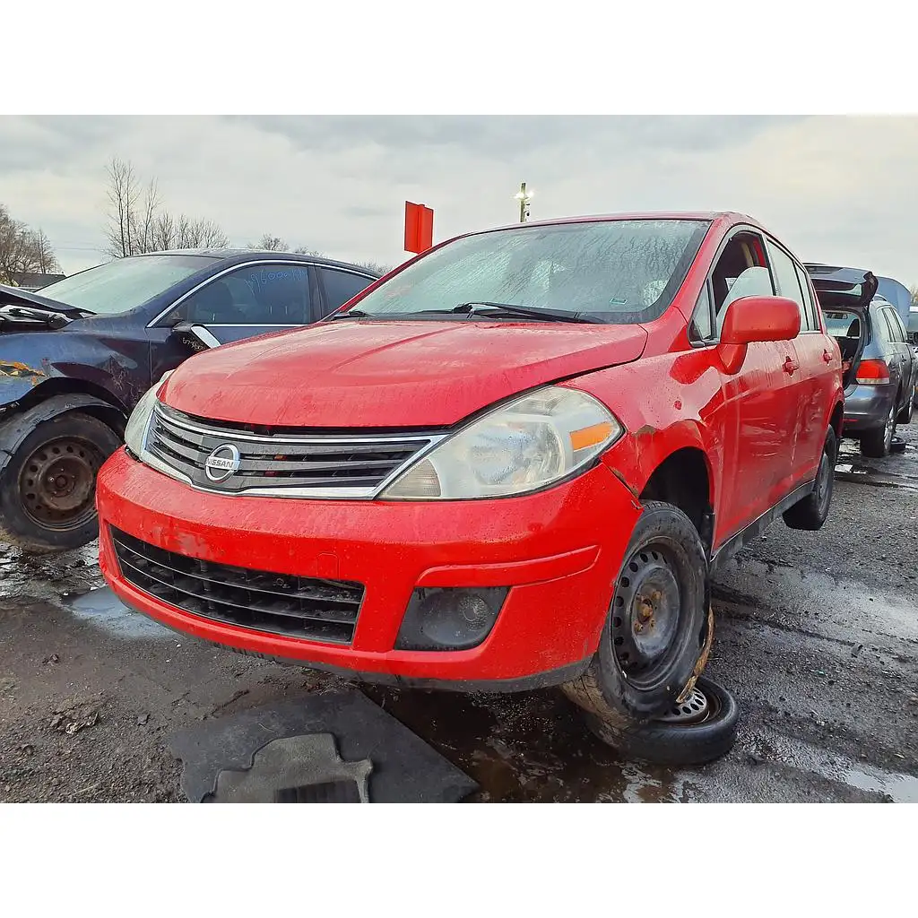Photo of 2010 Nissan Versa