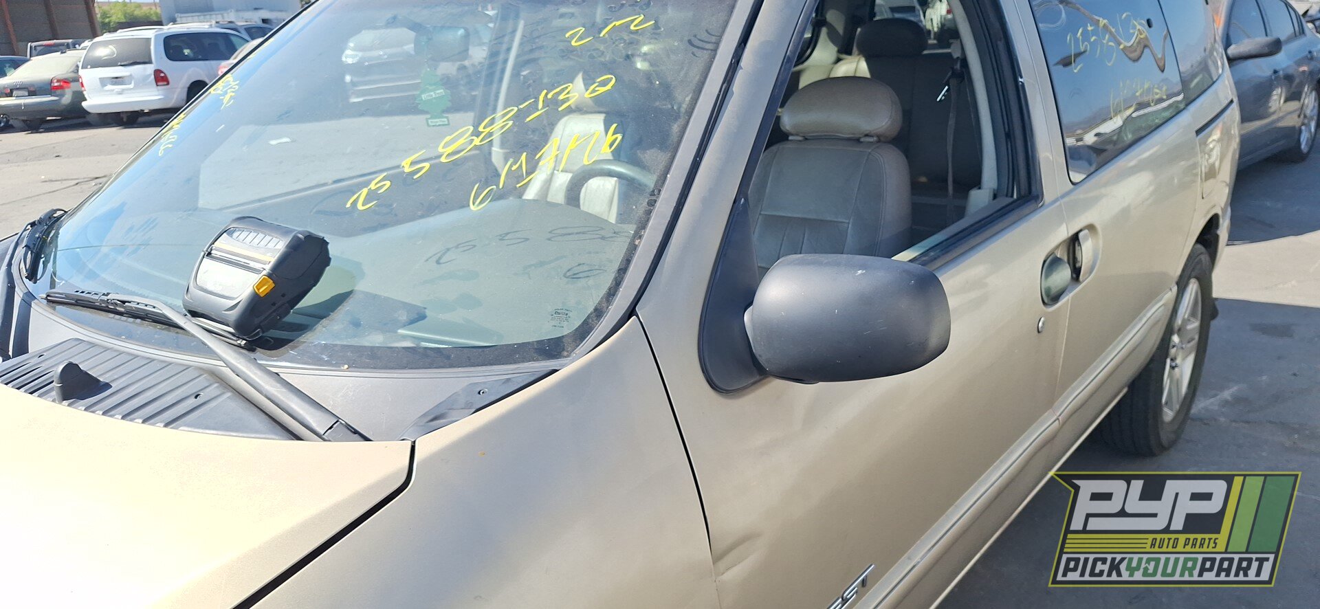 Photo of 1999 Nissan Quest