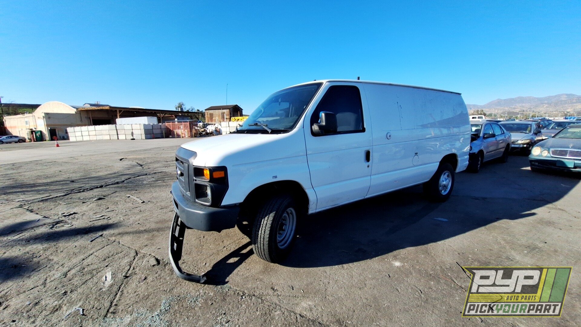 Photo of 2010 Ford E-250