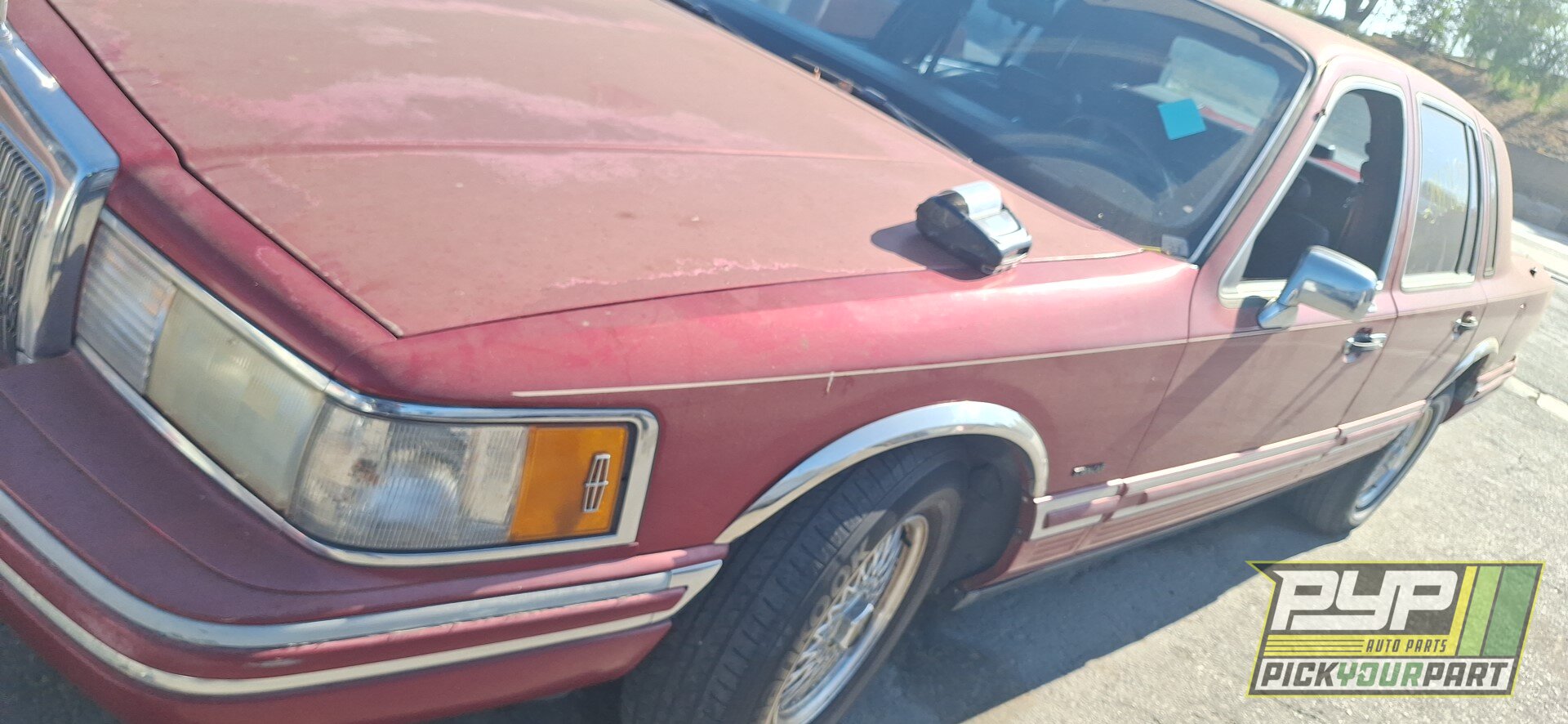Photo of 1994 Lincoln Town Car