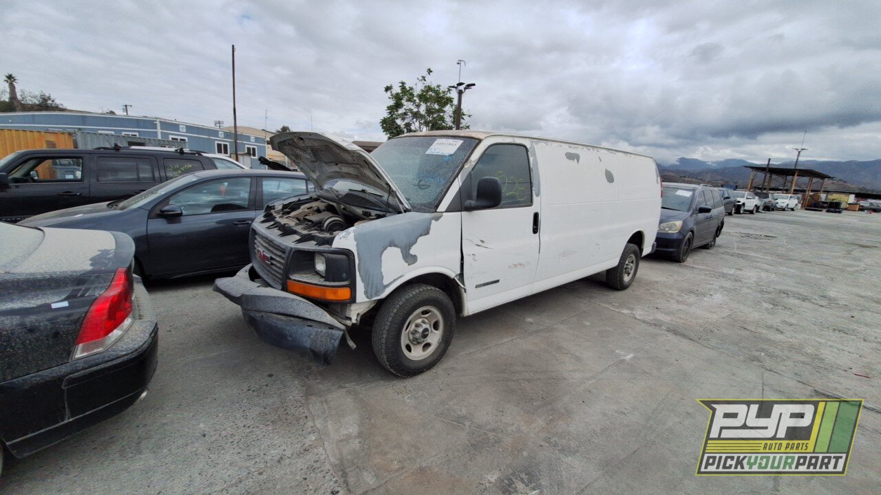 Photo of 2003 Gmc Savana 2500
