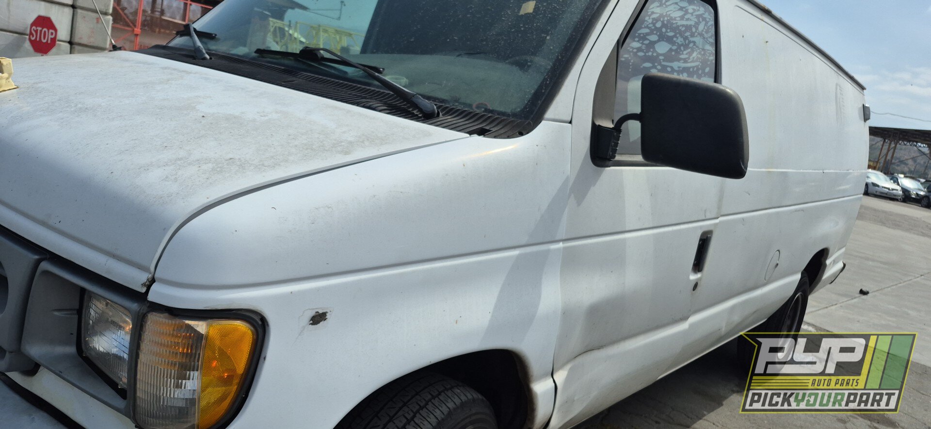 Photo of 1998 Ford E-250 Econoline