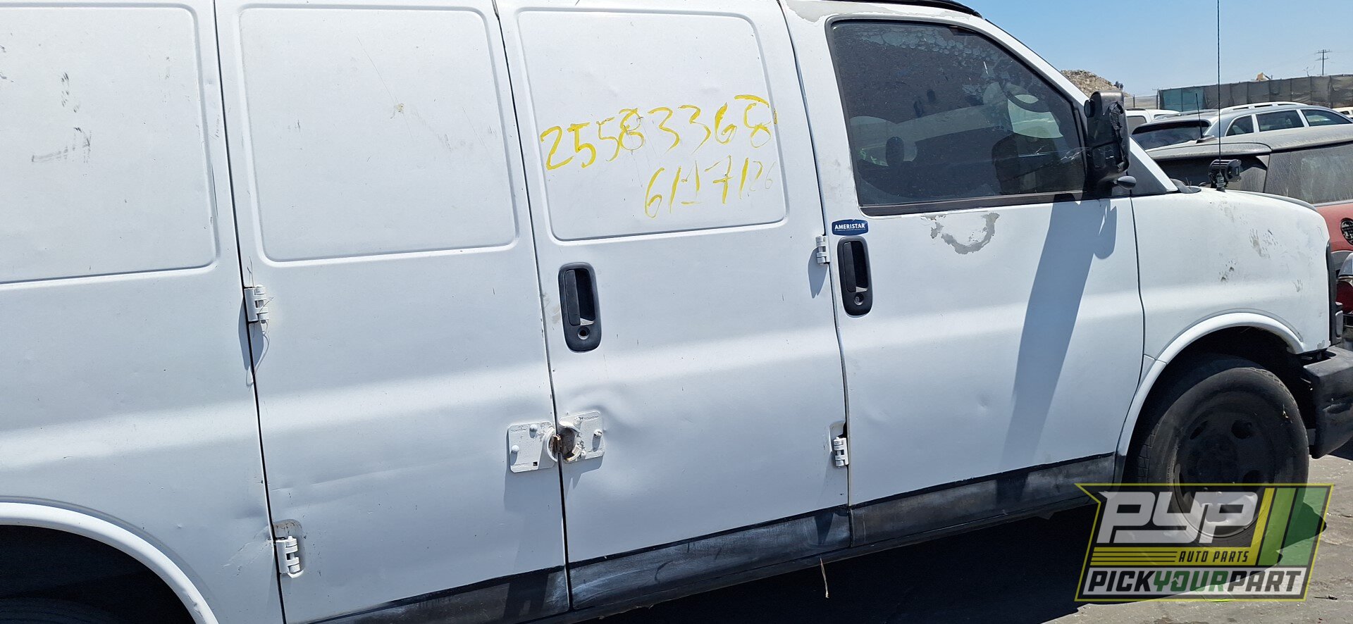 Photo of 2009 Chevrolet Express 2500